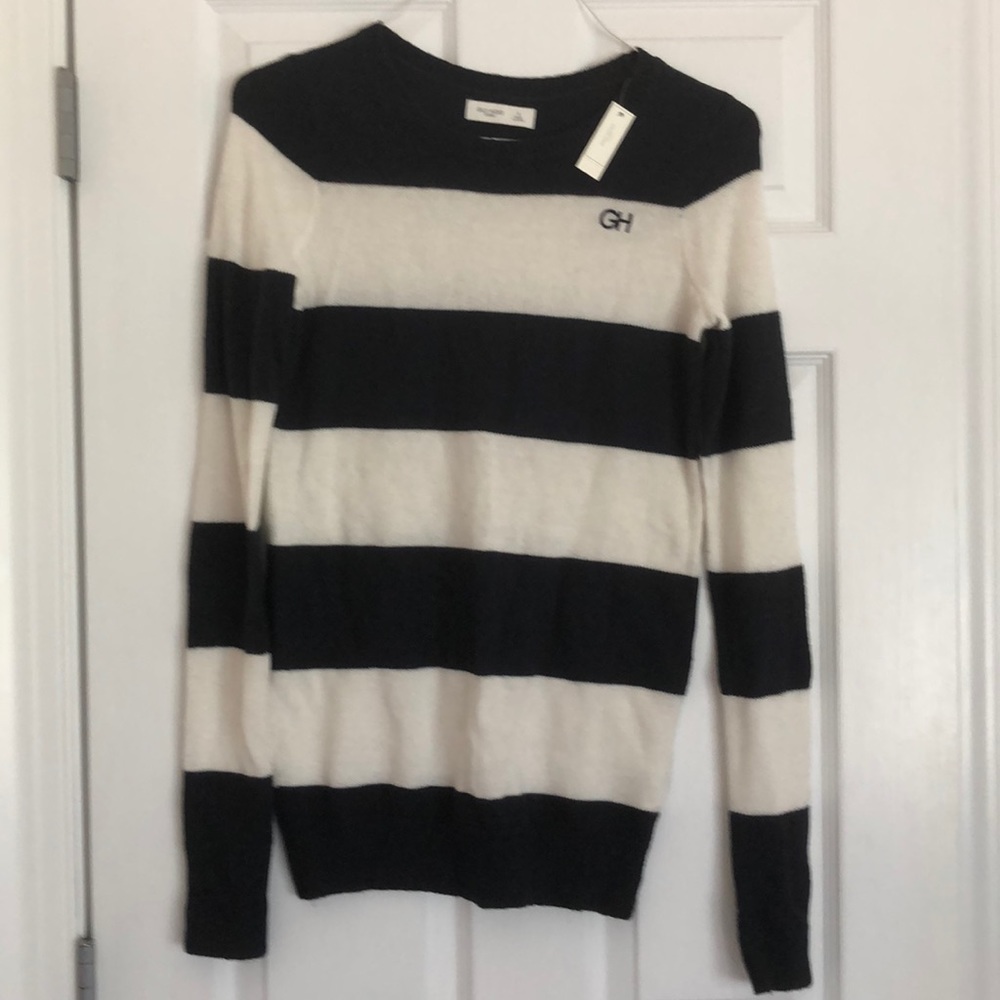 Gilly Hicks size small classic striped sweater